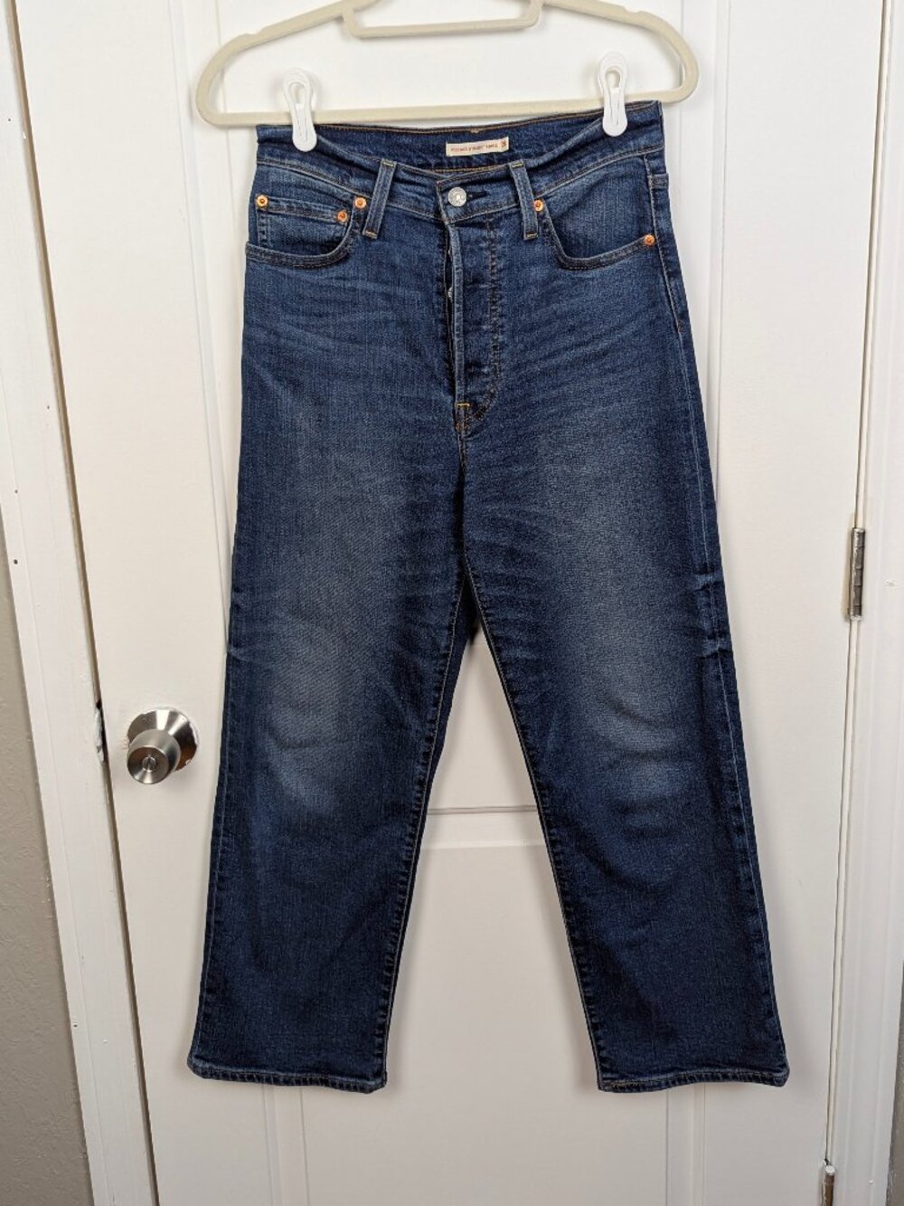 Levi's Women's Straight Leg Jeans in Dark Blue Wash